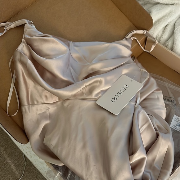 Revelry Skye Satin Dress petite 4 - Picture 5 of 5